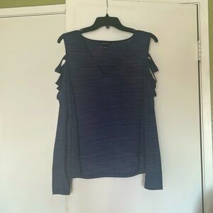 Rock  & Republic navy blue top open sleeves large like new !!